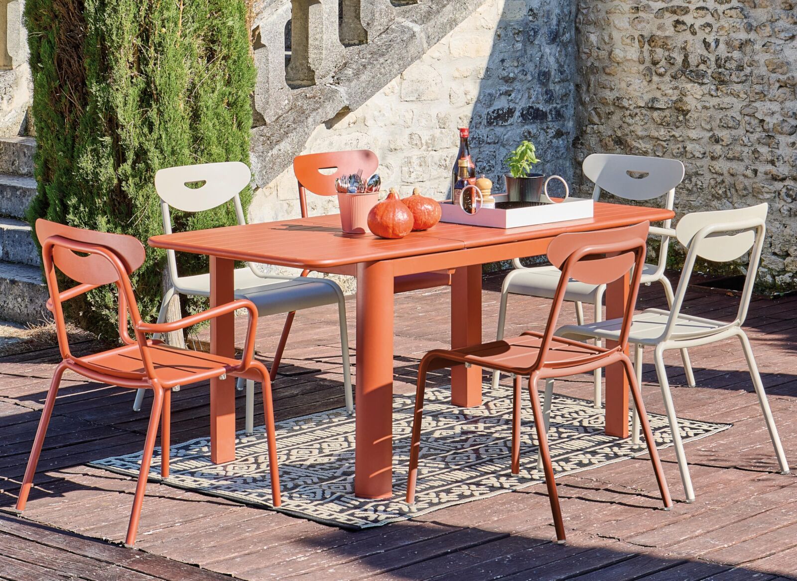 Chaise empilable Smiley