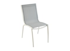 Chaise empilable Linéa (finition brush)