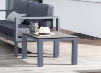 Petite table basse carrée avec plateau stratifié trespa - Proloisirs